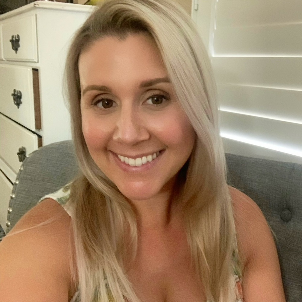 Meet your Posher, Daina